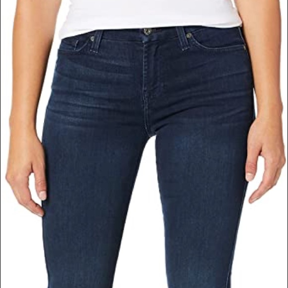 7 For All Mankind Straight leg jeans size 27!